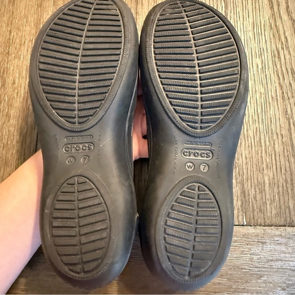 Black crocs flats - Picture 3 of 6